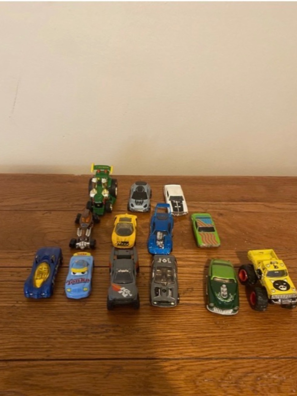 Lot of toy cars ( some hotwheels) includes rare John deer tractor